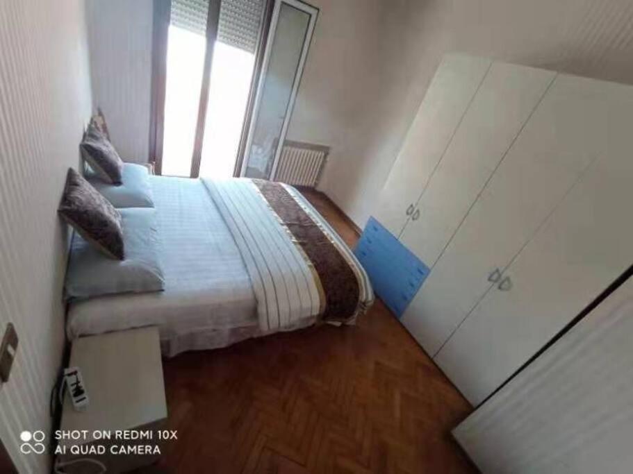 Linda'S Apparment Rooms Mestre Buitenkant foto